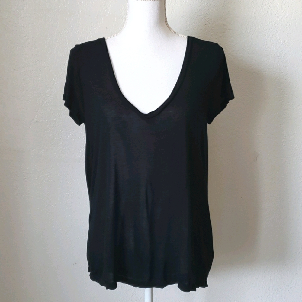 Black Loose Fitting V Neck T Shirt, Black